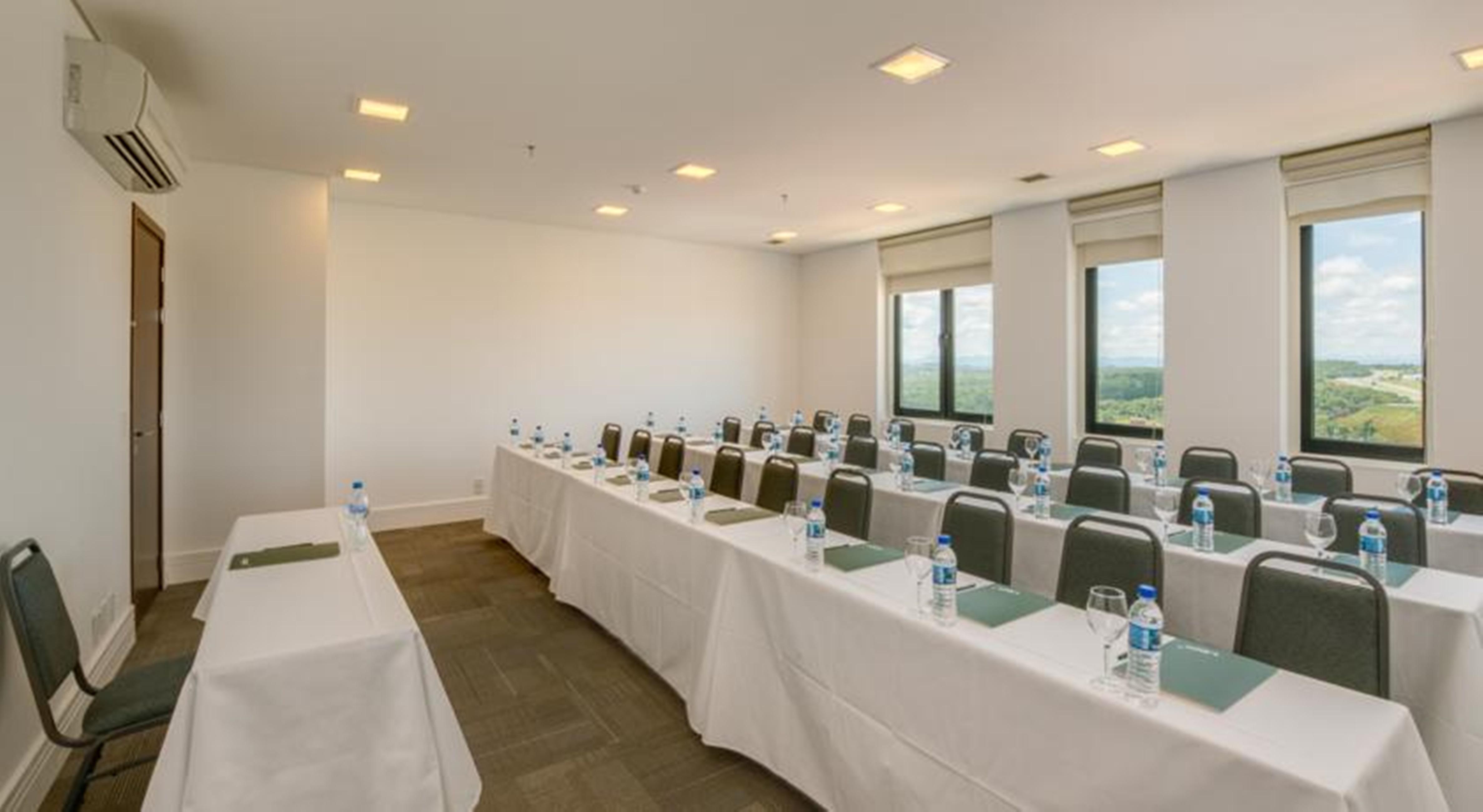 Hotel Linx Confins Extérieur photo