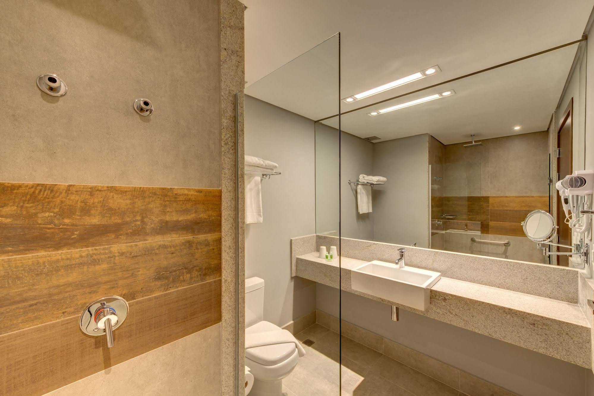 Hotel Linx Confins Extérieur photo