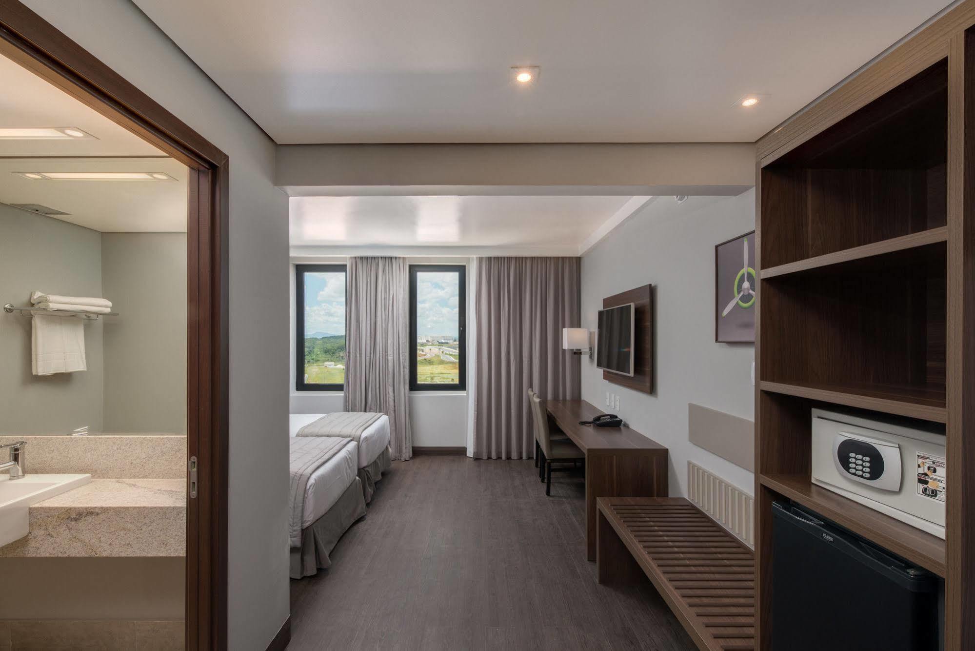 Hotel Linx Confins Extérieur photo