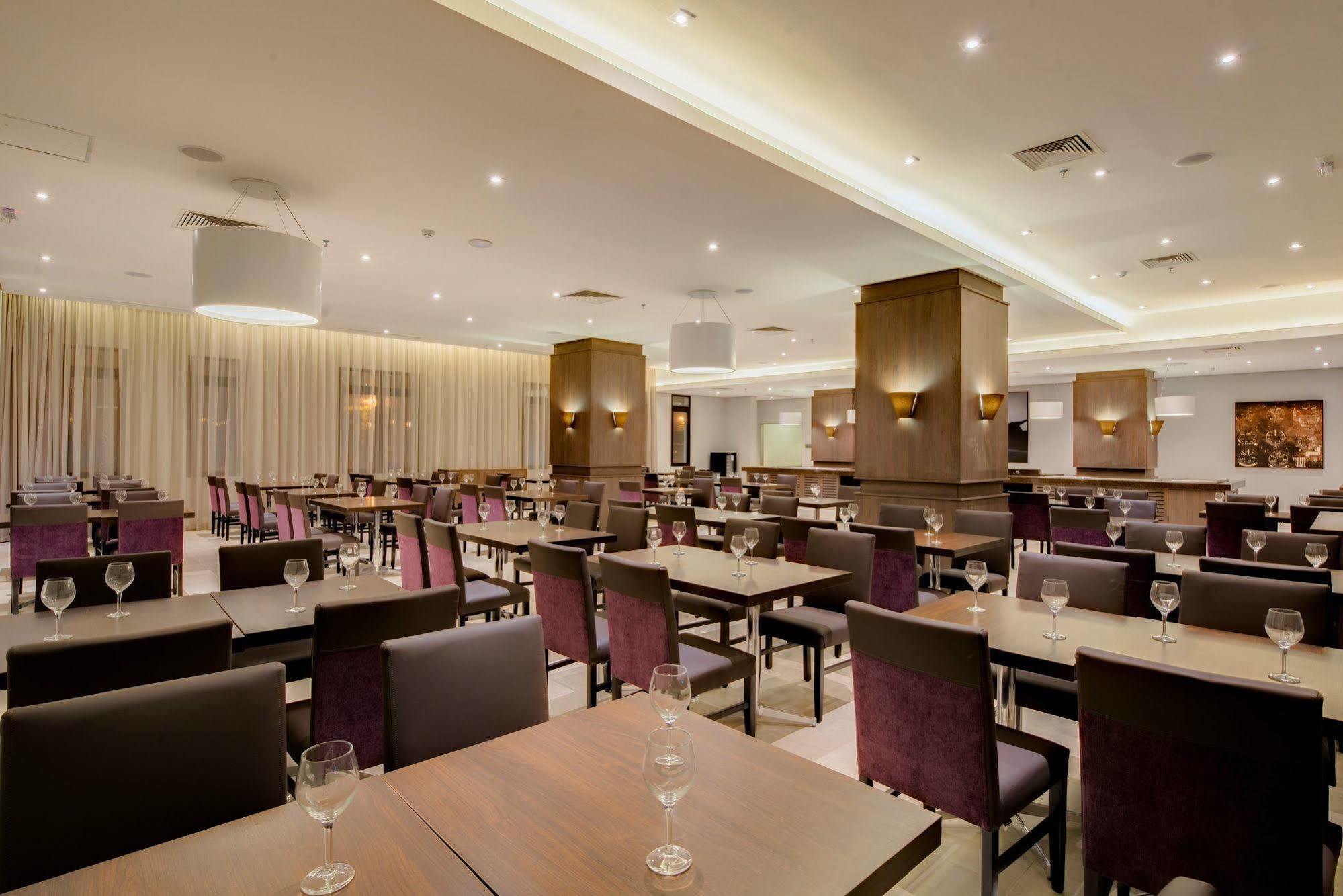 Hotel Linx Confins Extérieur photo